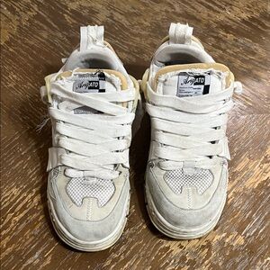 Axel Arigato Off-White Cream Low-Top Sneakers